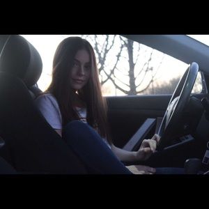 Meet your Posher, Valerie